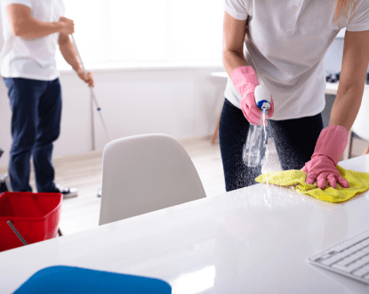 <p style="font-family: 'Poppins', sans-serif; font-weight: 700; font-size:24px;">BANK CLEANING</p>